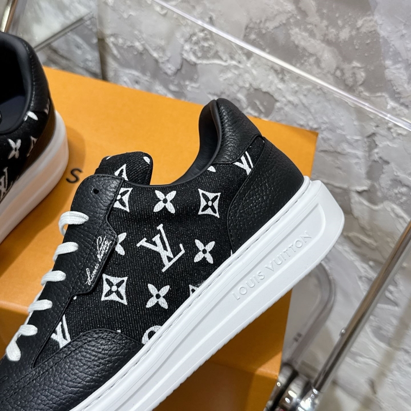 l0vis Vvtt0n trainer sneaker